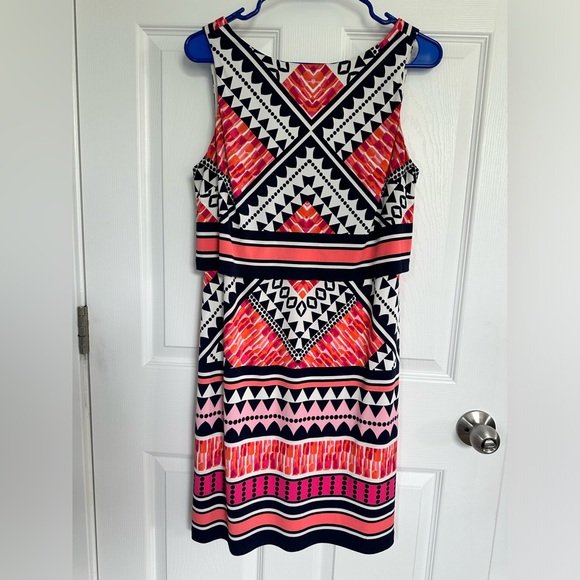 Eliza J popover shift dress, pink navy geo pattern, sz 8, EUC - Picture 6 of 14
